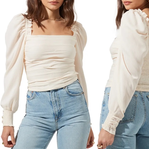 ASTR Square Neck Puff Sleeve Top - Picture 1 of 4